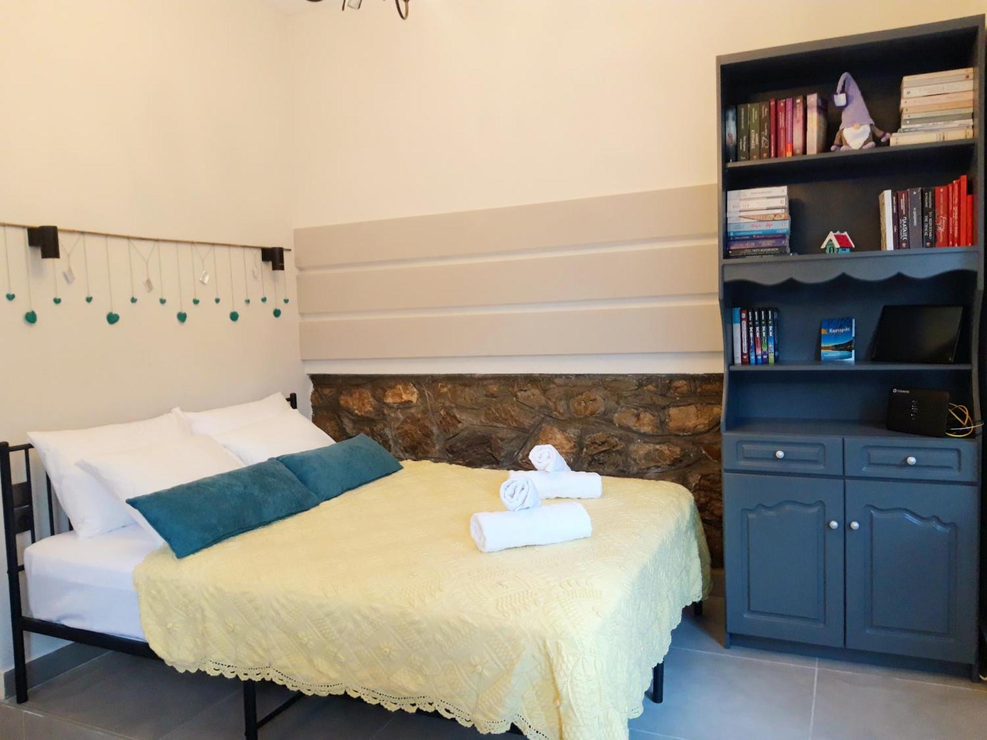 Kastoria Book House With Yard Apartman Kültér fotó